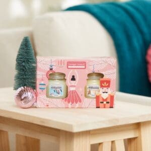 Yankee Candle Retro Christmas Zestaw Dwóch Małych Świec - obrazek 2